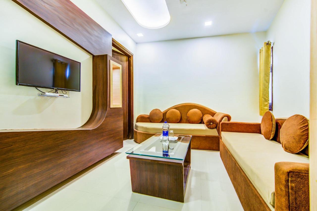 Hotel Fabhotel Nayyar 3*